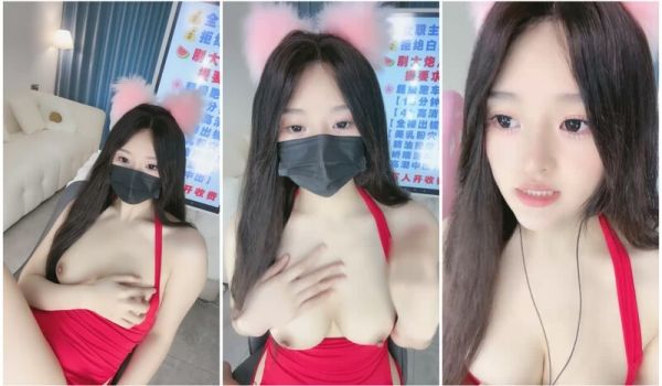 新人下海网红美女！性感红裙撩起摆臀！大屁股怼在镜