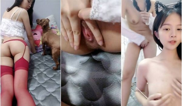 臊女双人秀,好姐妹一起发臊,养的小狗闻着骚味就想
