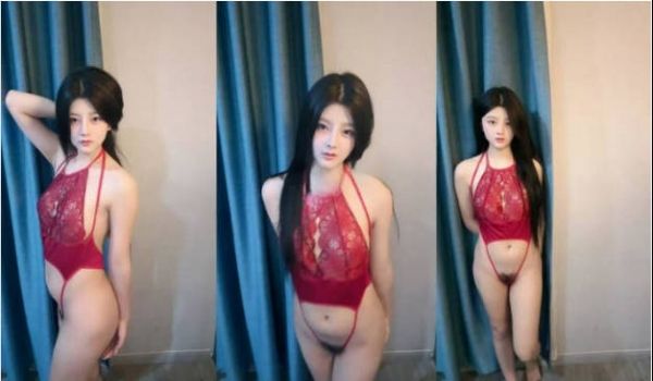 尤物来了！18岁小女神下海【小狐狸】,脱光光简直