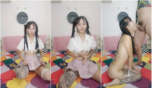 麻花辫满身全是纹身妹,看起来年纪不大,怎么这么社