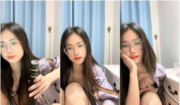高度近视文静文化人眼镜妹,看起来挺斯文,衬衫壹脱