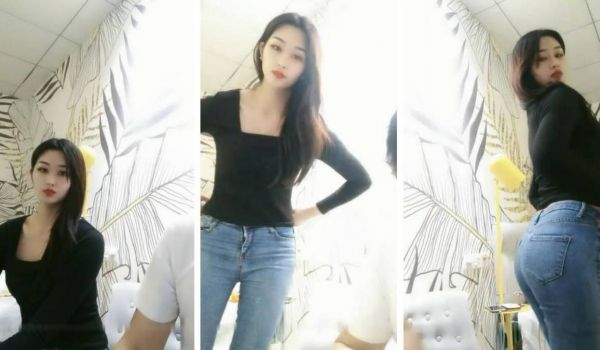 178CM女神级翘臀长腿大美女见客人在直播扭动翘