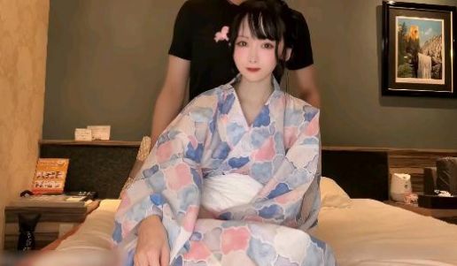 日本荡妇-甜美和服