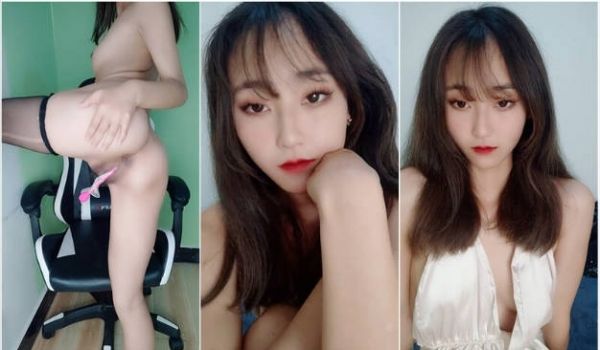 高颜值纯欲系美女诱惑撩骚,高透视丝袜脚诱惑,开胸