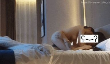 约炮草粉自拍（2）最近饥渴，老公又虚，能咋办….