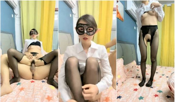 白色衬衫职场OL风文静气质美女,眉目之间很有味道