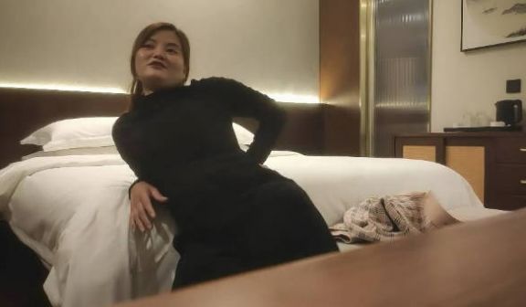 【中国人不骗中国人】难得一见的纯天然美乳 又大又