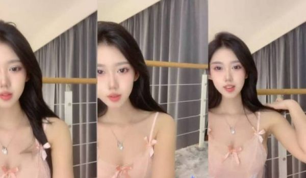 【小碧晨】颜值神似明星脸气质很诱惑 全裸身材秀巨