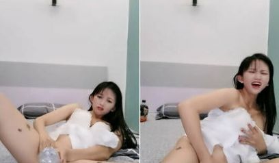 好臊的饥渴少妇,哇哈哈矿泉水瓶塞入紫薇,哼哼唧唧