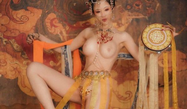 稀有贵圈极品Cospaly推特女神 钛合金TiT