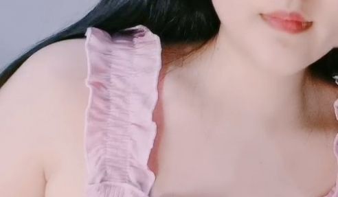 清纯系肉肉美少女！大肥臀一线天美穴 翘起屁股摆弄