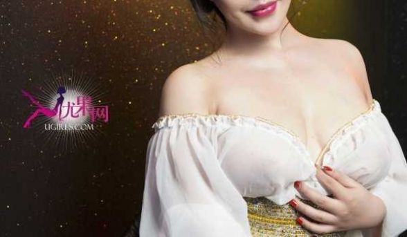 【网红小骚货】认真舔屌很享受，扶着JB骑坐抽插，