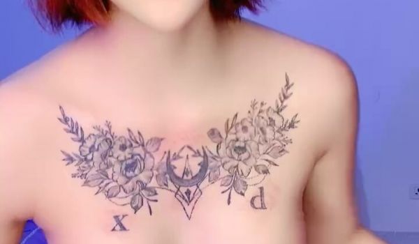胸前漂亮纹身网红美女！红色短发全裸诱惑！揉捏奶子