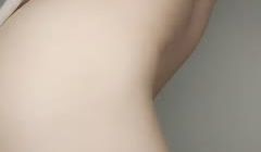 魔鬼身材小少妇自慰