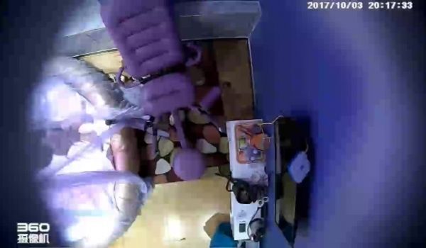偷拍女神级学妹「第一次在炮椅上体验