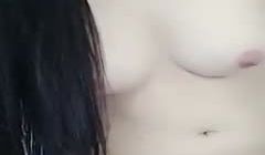 颜值不错身材高挑气质美女一多自慰大秀穿着情趣内衣