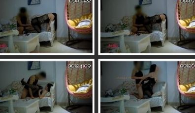 黑丝高跟小美女