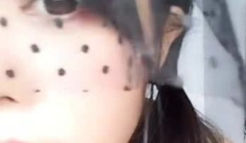 一个人在家的淫荡少妇女仆兔女郎装备，声音发嗲很是