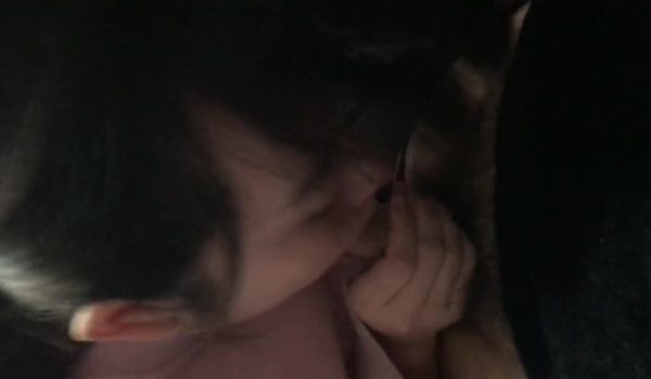 和朋友的媳妇酒店开房偷情试探一下问她找个人一块干