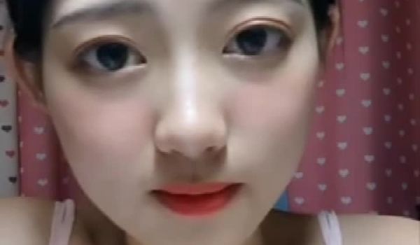 美女全裸诱惑秀.脱光光椅子上掰开逼逼特写挺能毛多