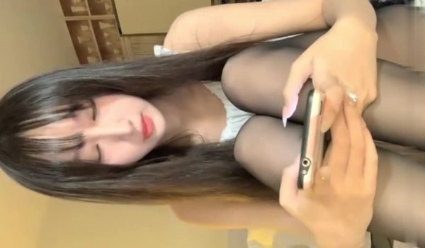 泡泡咕-颜值女神下海-1