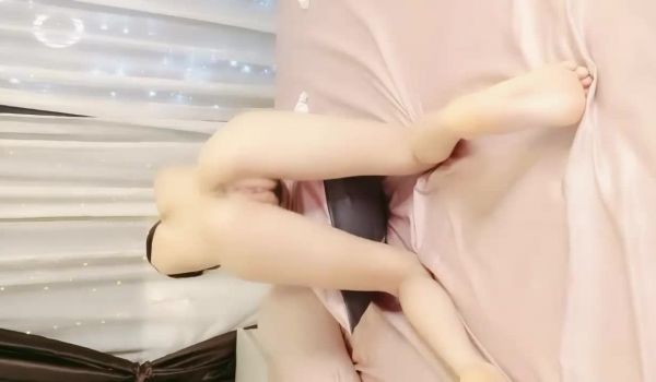 兔兔呀-美腿及膝袜