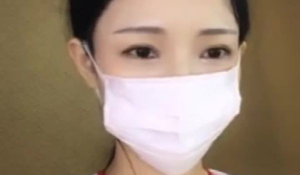 小护士来救救我.我需要大屌来帮我打针