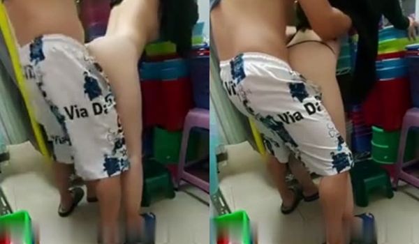 大哥去进货了,弟弟和嫂子赶上偷情去