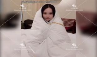 推特23岁深圳母狗『 #小梨涡 』 VIP群付费