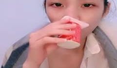 【99年❤️性感美女】清纯妹子被舔B~一顿缠绵被