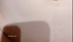 商场地下车库车震，普通车里车震已经不满足了，得人