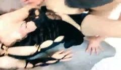 操逼天花板❤️极品美女【港美喜欢嘛】被猛男按在沙