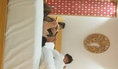 2022917换妻传媒约一对中年夫妻4P交换对面