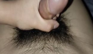 与堂嫂的性福时刻（23）--嫂子给我揉鸡巴的视频
