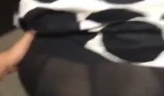 被表哥按在厕所又干了一发，今晚真的别想睡了