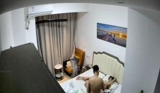 2023-1-26新流出酒店偷拍大学生情侣开房❤