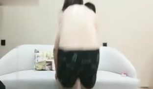 乔总探花约了个长相清纯黑裙妹子啪啪，近距离翘屁股