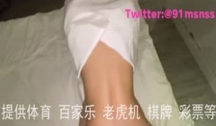 露脸可爱多高难度深入内射，多多支持啊
