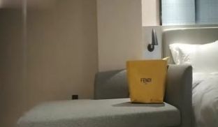 鸭哥侦探约了个黑裙性感花臂纹身妹子啪啪，口交抽插