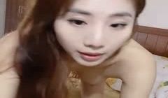 极品美腿性感尤物！跪地吃屌口活一流！主动骑乘位扶