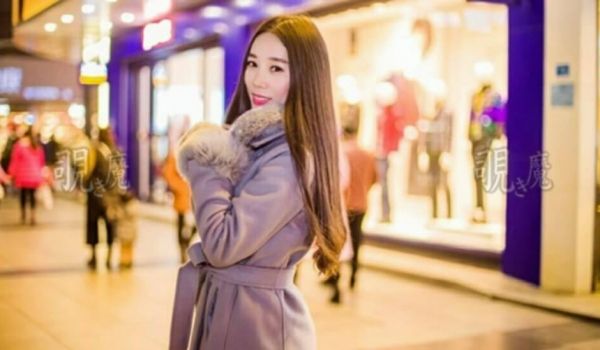 剧情演绎金钱诱惑勾引邻居少妇酒店开房穿着高跟各种