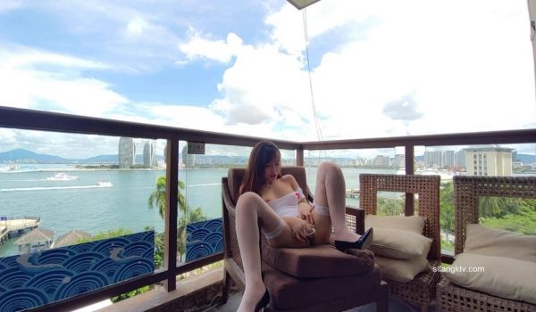 对话超淫荡，秀人极品外围绿茶婊女神【艾小青】千元