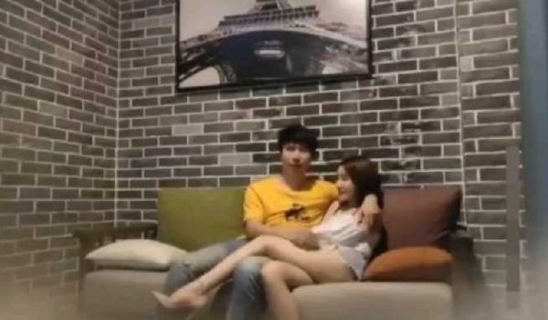 探花系列-约操极品小妹妹