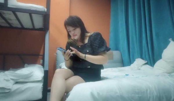 和小胖吻的死去活来的熟女老阿姨,问有没有你初恋的