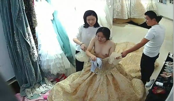 20209692119用户上传破解服装店摄像头偷
