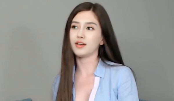 AI换脸明星杨颖淫荡抠逼自慰本色出演