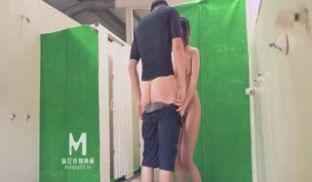 麻豆传媒-痴女学员饥渴求欢教练的兽欲绝对遵从-管