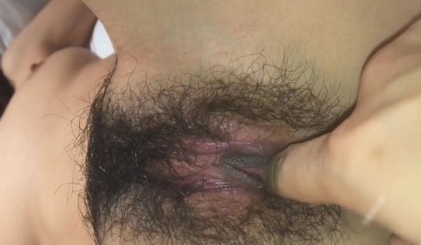 CN广东某理工大学苗条大奶大三美女班花生日与男友