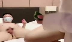 【火爆推荐操浪姐】超养眼女神下海激情4P性战操的