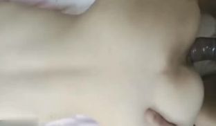 曾经全校的女神，沦为淫荡少女，高潮流出大量白浆